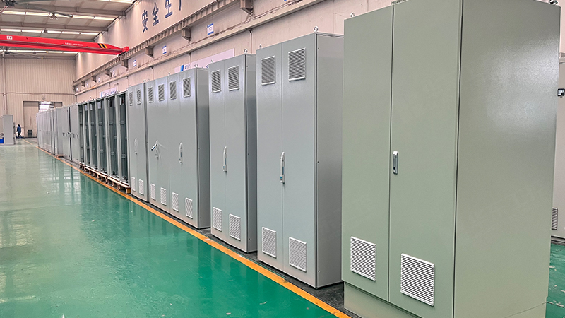 <i style='color:red'>定制控制柜</i>采購全解析：華東工控如何賦能客戶決策